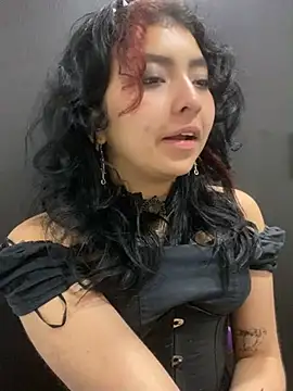 Snapshot of _Gothiccbitch_ chatting on December 30, 2024, 8:21 am  Gothiccbitch  online show from December 30, 2024, 8:21 am