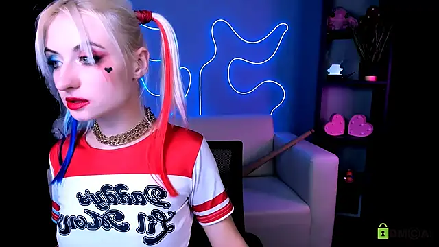 melisa white1 online show from October 31, 2025, 8:27 pm