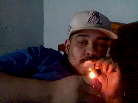 GILBERTHOR92 online show from February 14, 2026, 5:07 am