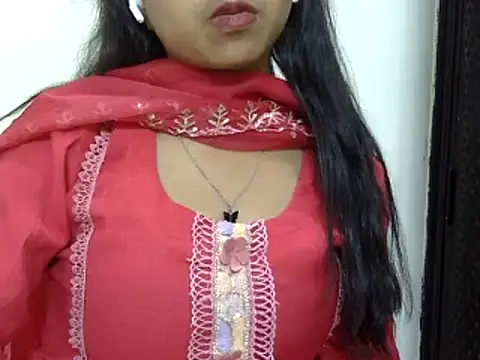 momo lov online show from March 10, 2025, 11:45 am