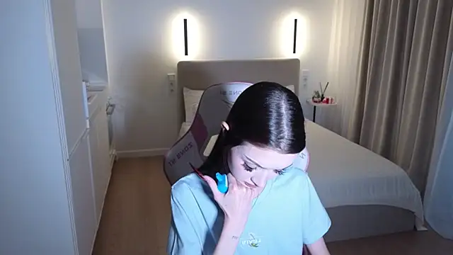 sweetiebones online show from January 12, 2026, 9:16 am