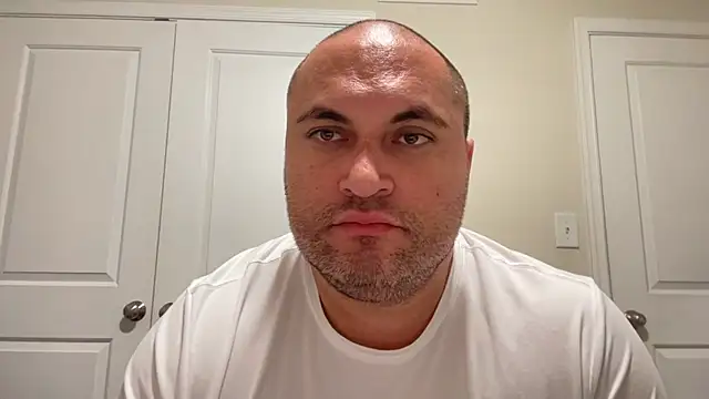 SluggishChase99 online show from November 12, 2025, 4:38 am