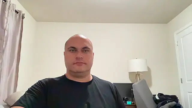 SluggishChase99 online show from November 7, 2025, 3:33 am