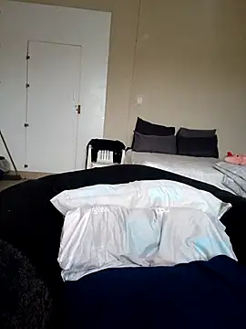 Snapshot of PerfectionBerrie chatting on February 24, 2026, 6:14 am PerfectionBerrie online show from February 24, 2026, 6:14 am