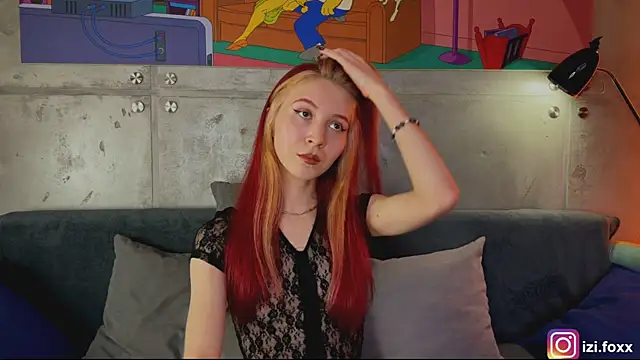 Snapshot of izi-fox chatting on December 5, 2025, 4:38 pm izi-fox online show from December 5, 2025, 4:38 pm