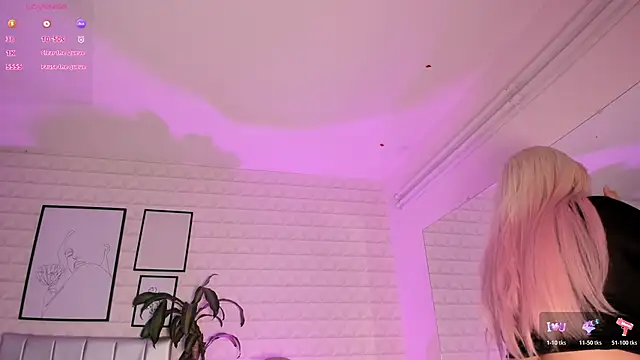 bella-green online show from November 24, 2025, 7:03 pm