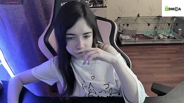 Crazy forest fairy online show from January 18, 2025, 3:09 am