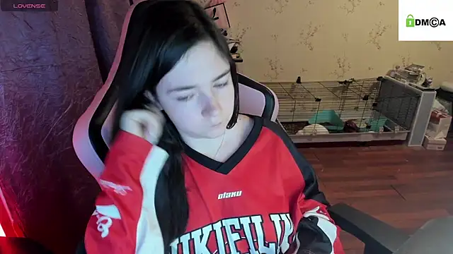 Crazy forest fairy online show from October 10, 2025, 9:48 pm