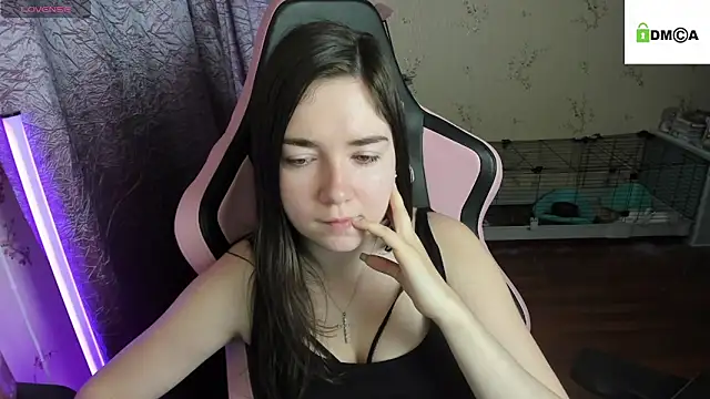 Crazy forest fairy online show from October 17, 2025, 4:49 am