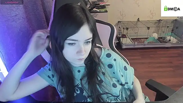 Crazy forest fairy online show from March 2, 2025, 10:45 pm