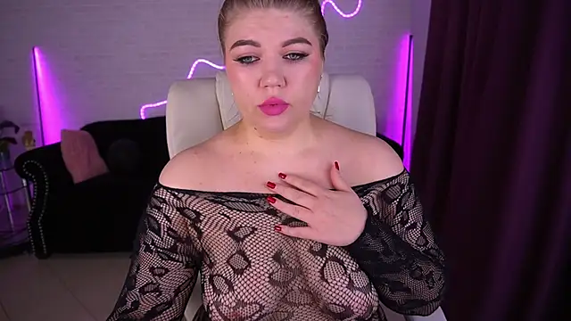 GabbieJay online show from November 10, 2025, 2:00 pm