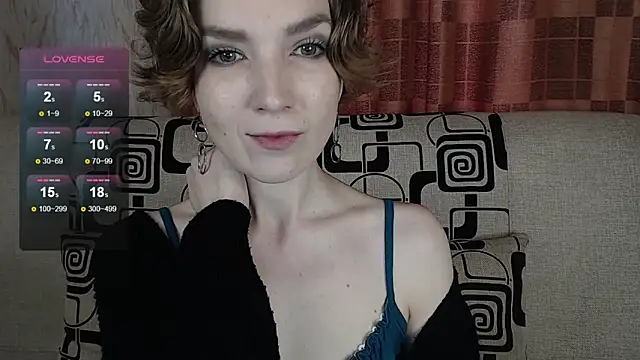 TinaWince online show from May 16, 2026, 5:06 am