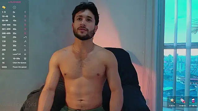 Valentinoford online show from March 18, 2025, 10:58 pm