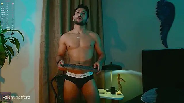 Valentinoford online show from September 29, 2025, 10:04 pm