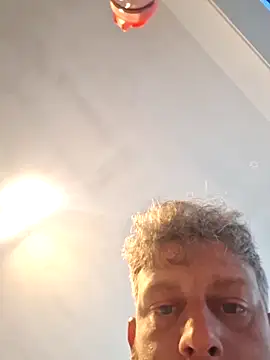 Jonjon3669 online show from April 10, 2026, 9:33 pm