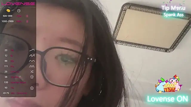 Snapshot of sweet--mm chatting on November 15, 2025, 5:55 am sweet--mm online show from November 15, 2025, 5:55 am