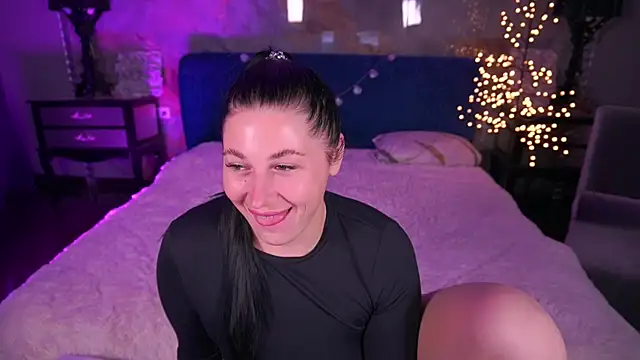 ArianaDarkk online show from April 10, 2026, 8:05 pm