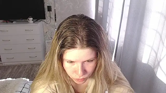 Snapshot of MelissaXKinky chatting on March 3, 2025, 8:08 am MelissaXKinky online show from March 3, 2025, 8:08 am