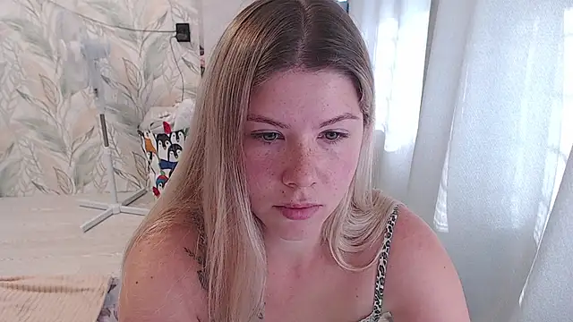 Snapshot of MelissaXKinky chatting on September 9, 2025, 6:34 am MelissaXKinky online show from September 9, 2025, 6:34 am