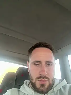 GeoGeorgee online show from December 5, 2025, 9:41 am