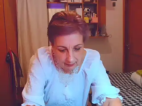 Snapshot of Victoria5643 chatting on March 10, 2025, 8:12 pm Victoria5643 online show from March 10, 2025, 8:12 pm