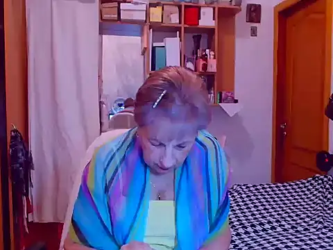 Snapshot of Victoria5643 chatting on March 15, 2025, 8:32 pm Victoria5643 online show from March 15, 2025, 8:32 pm