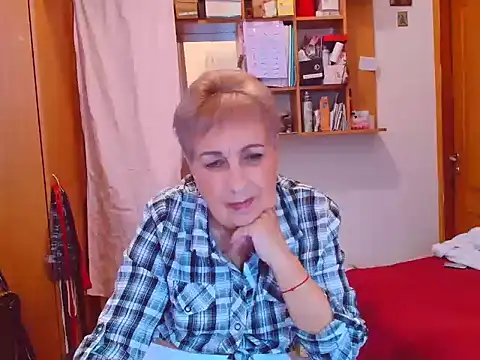 Snapshot of Victoria5643 chatting on October 5, 2025, 3:14 pm Victoria5643 online show from October 5, 2025, 3:14 pm