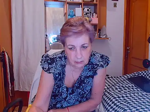 Snapshot of Victoria5643 chatting on March 13, 2025, 8:54 pm Victoria5643 online show from March 13, 2025, 8:54 pm