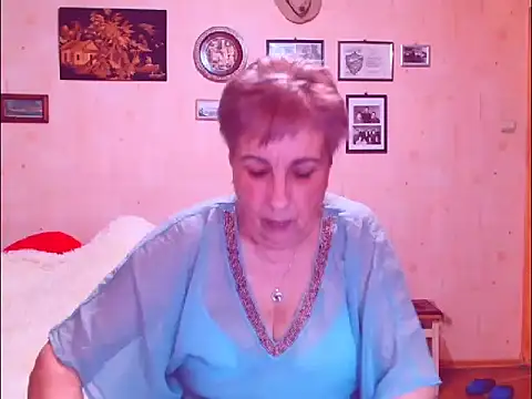 Victoria5643 online show from March 30, 2026, 5:03 pm