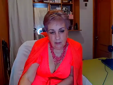 Snapshot of Victoria5643 chatting on March 6, 2025, 8:48 pm Victoria5643 online show from March 6, 2025, 8:48 pm