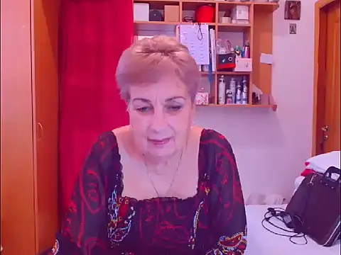 Victoria5643 online show from December 21, 2025, 7:54 am