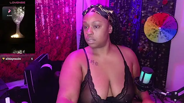 Snapshot of cheriserozequeen chatting on November 13, 2025, 10:35 pm cheriserozequeen online show from November 13, 2025, 10:35 pm