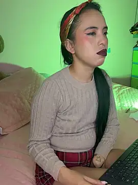 Snapshot of Nathy__8 chatting on October 24, 2025, 4:33 am Nathy 8 online show from October 24, 2025, 4:33 am