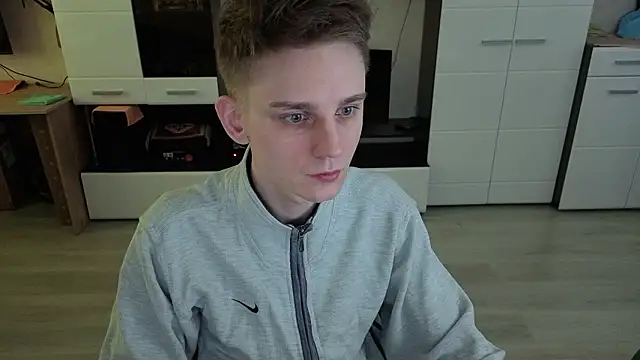 angryzan online show from February 12, 2026, 5:40 am