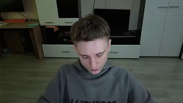 angryzan online show from February 3, 2026, 6:40 am