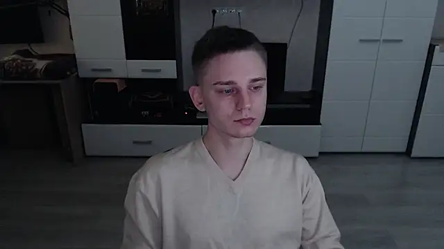 angryzan online show from October 30, 2025, 4:33 am