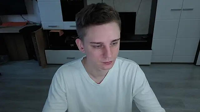 angryzan online show from November 28, 2025, 4:45 am