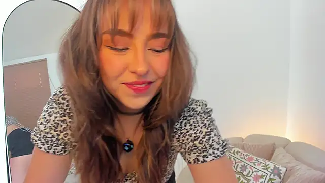 SofiMeza online show from September 22, 2025, 1:50 pm