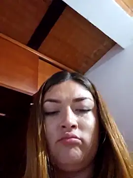 Snapshot of Sofia_Queen17 chatting on February 26, 2025, 2:08 am Sofia Queen17 online show from February 26, 2025, 2:08 am