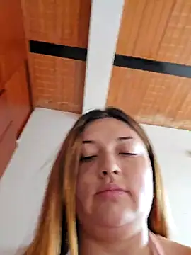 Snapshot of Sofia_Queen17 chatting on February 9, 2025, 10:20 am Sofia Queen17 online show from February 9, 2025, 10:20 am