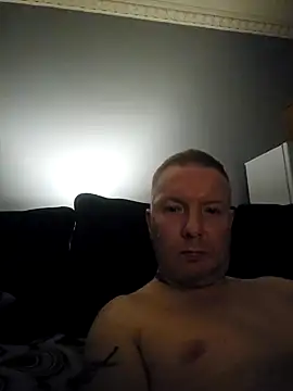 walker1979 online show from September 12, 2025, 10:31 pm