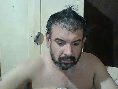 Rodrigo happy online show from October 21, 2025, 1:05 am