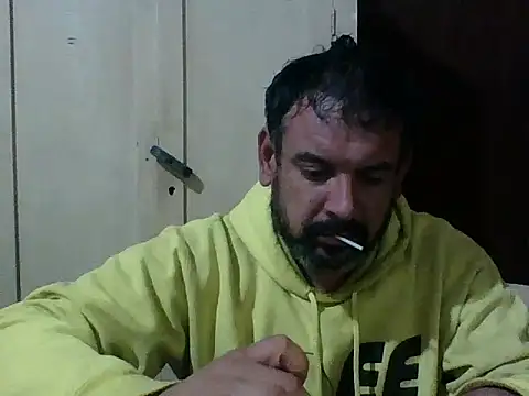 Rodrigo happy online show from October 20, 2025, 2:35 am