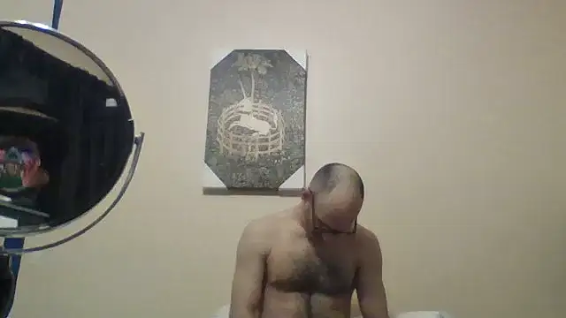 Snapshot of hailzeffn chatting on May 22, 2026, 5:22 pm hailzeffn online show from May 22, 2026, 5:22 pm