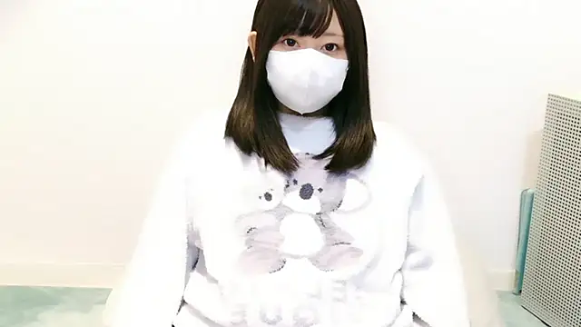 Snapshot of YUTSU_KI chatting on November 6, 2025, 2:43 pm YUTSU KI online show from November 6, 2025, 2:43 pm