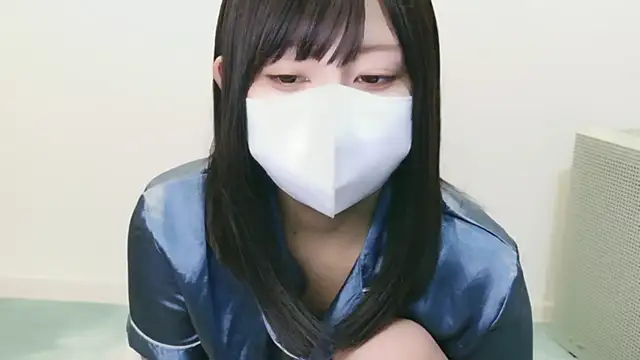 Snapshot of YUTSU_KI chatting on October 9, 2025, 4:07 pm YUTSU KI online show from October 9, 2025, 4:07 pm