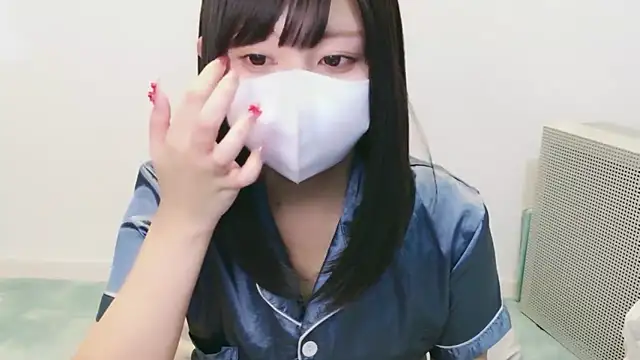 Snapshot of YUTSU_KI chatting on October 18, 2025, 3:03 pm YUTSU KI online show from October 18, 2025, 3:03 pm