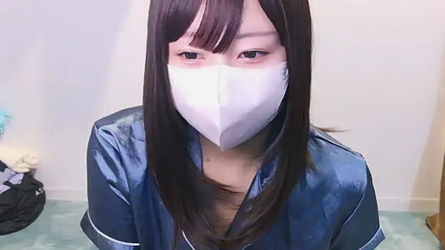 Snapshot of YUTSU_KI chatting on January 17, 2025, 9:39 pm YUTSU KI online show from January 17, 2025, 9:39 pm