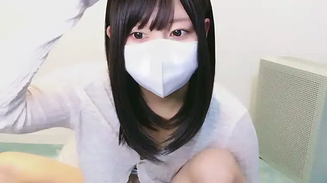 Snapshot of YUTSU_KI chatting on September 17, 2025, 5:15 pm YUTSU KI online show from September 17, 2025, 5:15 pm