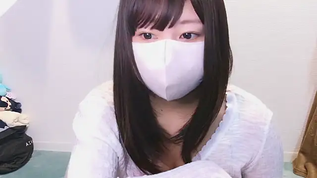 Snapshot of YUTSU_KI chatting on January 12, 2025, 11:26 pm YUTSU KI online show from January 12, 2025, 11:26 pm